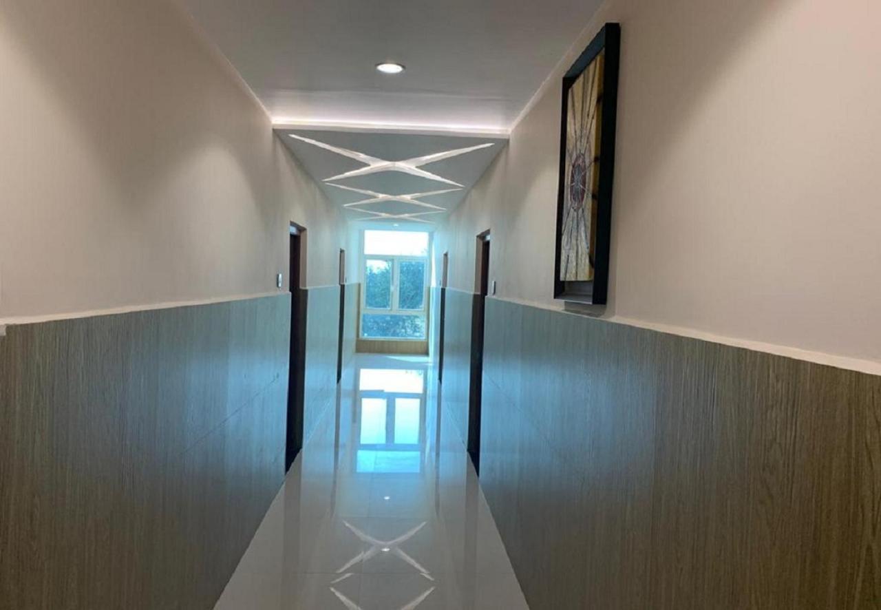 Ganesh Meridian Tiruppattur Exteriér fotografie